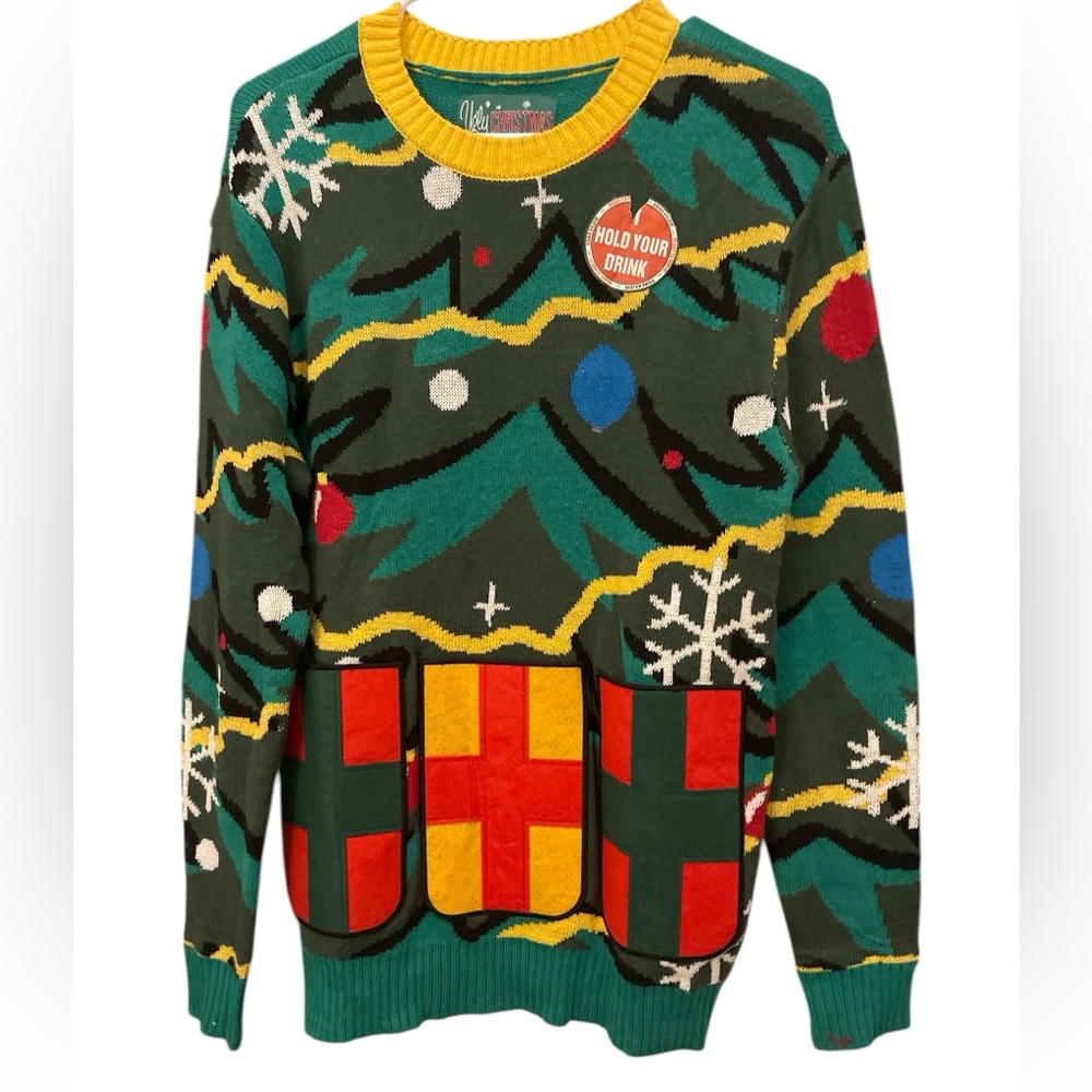 NWT CHRISTMAS SWEATER GENDER NEUTRAL
